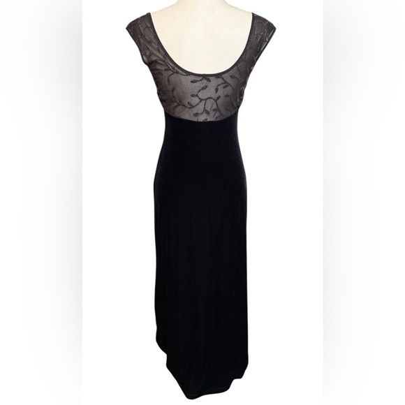 Elegant Black Formal Velvet Sheer Long Witchy Vamp Goth Scoop Front & Back Dress - Picture 13 of 14